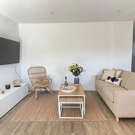 .le Grand Suffren. Maison Familiale La Pironniere 4* لي سابلِ دولونْ