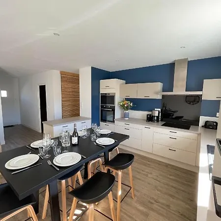 .le Grand Suffren. Maison Familiale La Pironniere