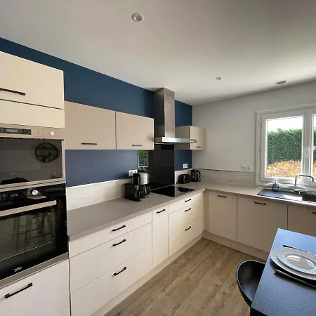 .le Grand Suffren. Maison Familiale 4*